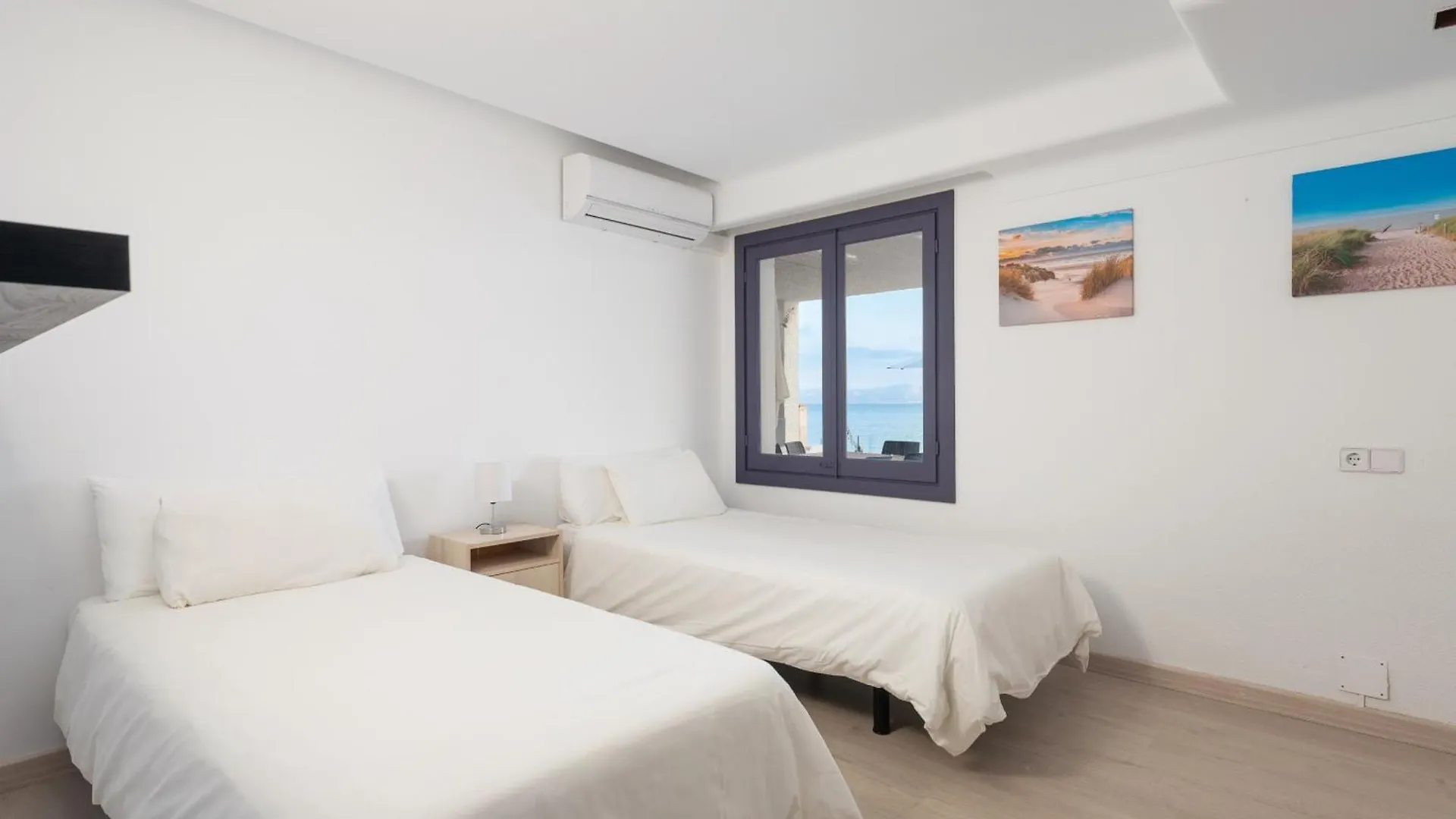 Villa President, Con Piscina Privada Alcanada