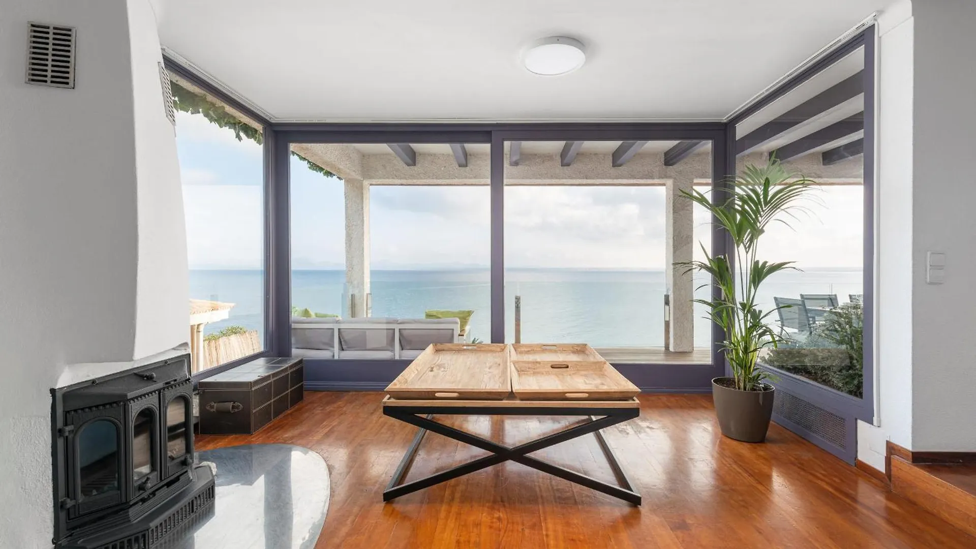 Villa President, Con Piscina Privada Alcanada