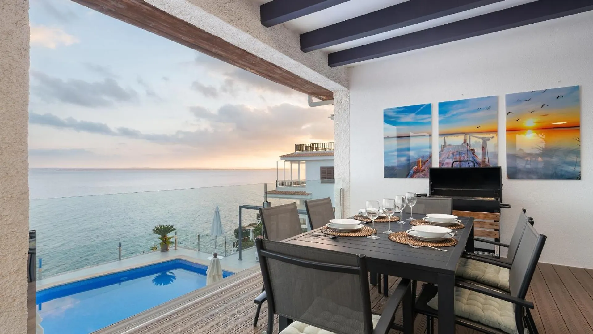 Villa President, Con Piscina Privada Alcanada